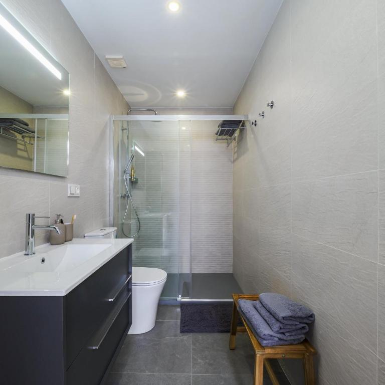 Cubo's Lola Nueva House Town Center - Vacation Home - 25