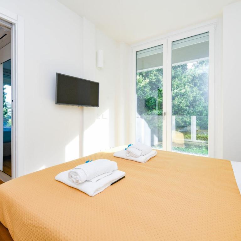 MGH - Lake & Love Apartment - Appartamento Deluxe con 3 Camere da Letto - 4