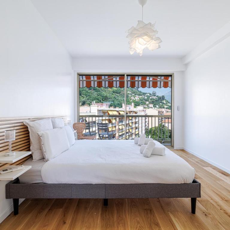SAN SEVERINA - Spacious apartment in city center - Appartement 2 Chambres avec Balcon et Terrasse - 17