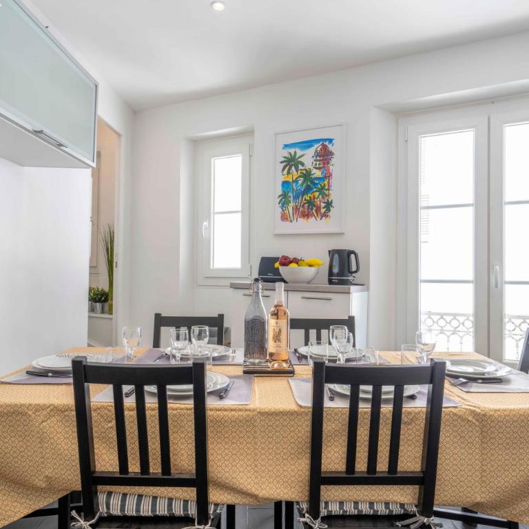 Modern and elegant, air-conditioned, city centre - HDP2 - Appartement 2 Chambres - 52