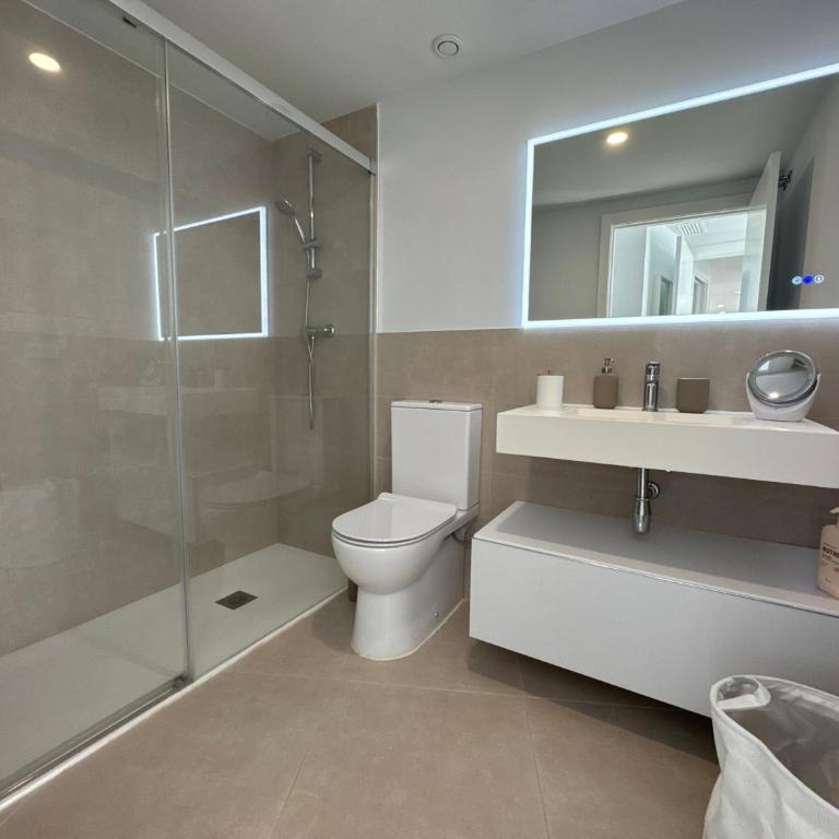 Gran Canet Salva, moderno apartamento con terraza y vistas al mar - Apartamento de 2 dormitorios - 10