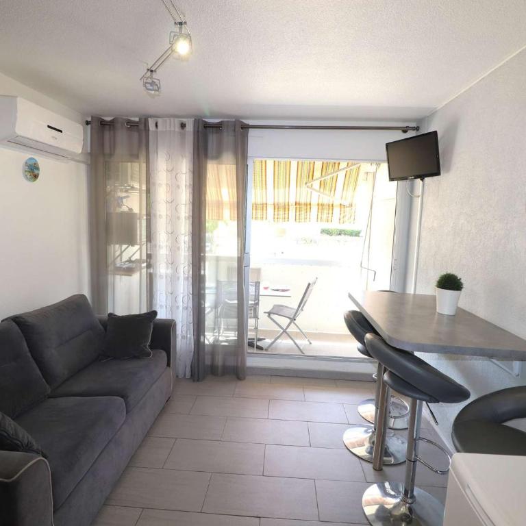 Studio climatisé proche mer avec terrasse, park privé et équipements modernes - FR-1-307-198 - Studio - 14