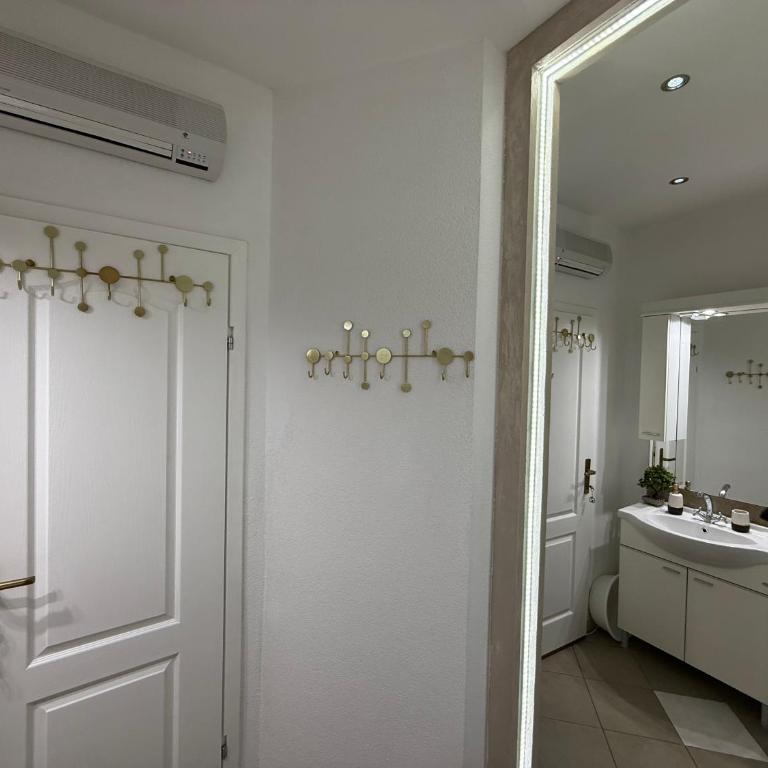 Grand Apartments Scepanovic - Apartman s 1 Spavaćom Sobom i Terasom - 2