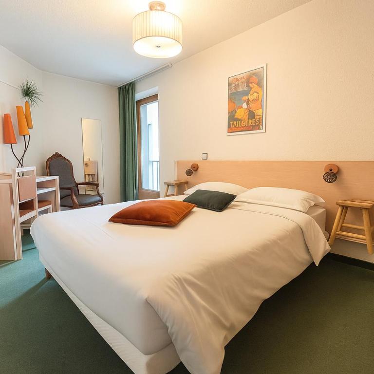 Logis Hôtel de Genève et Restaurant , Faverges-Seythenex - Chambre Double Supérieure - 6