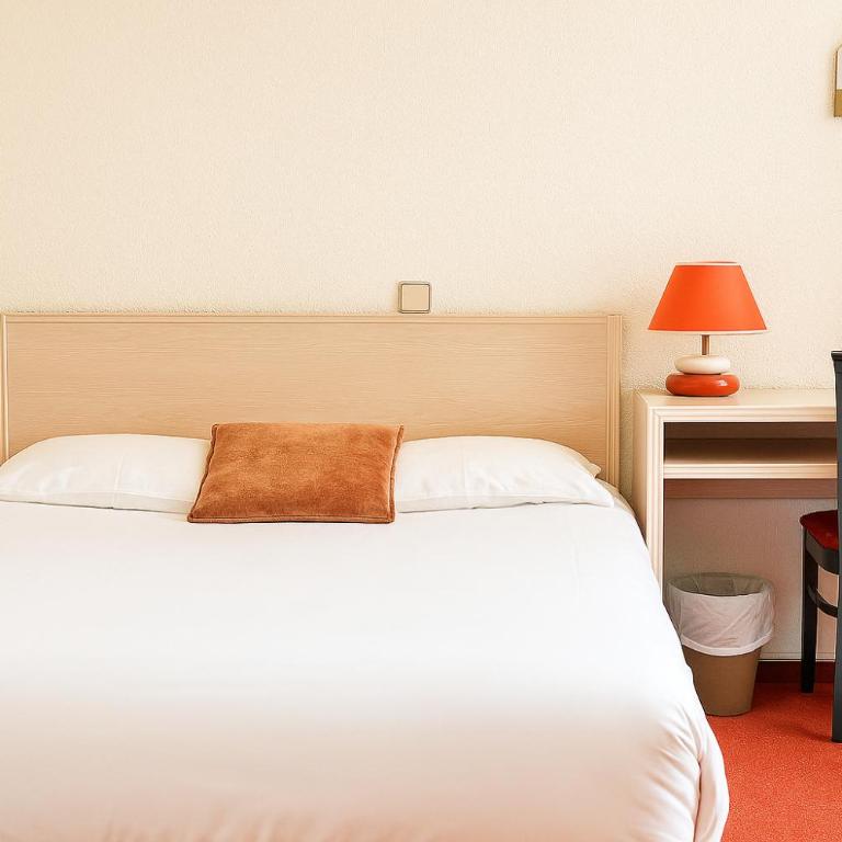 Logis Hôtel de Genève et Restaurant , Faverges-Seythenex - Chambre Double Confort - 7