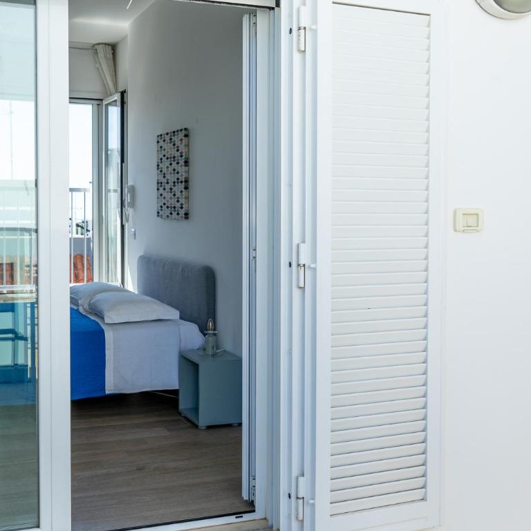 Blue Seaview Villa - One-Bedroom Apartment - 23
