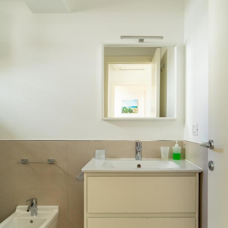 Blue Seaview Villa - Two-Bedroom Apartment - 30