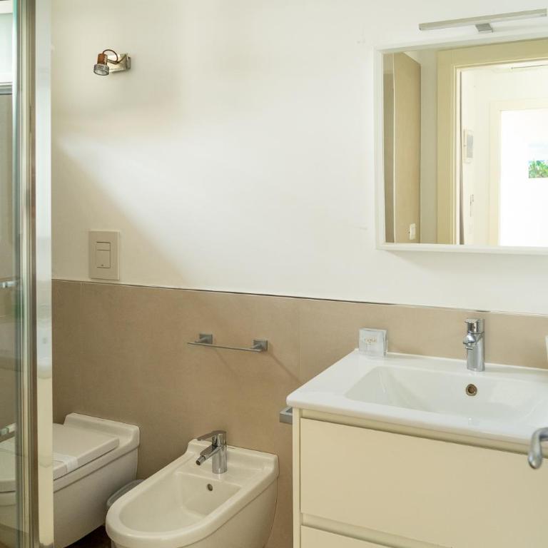 Blue Seaview Villa - Two-Bedroom Apartment - 36