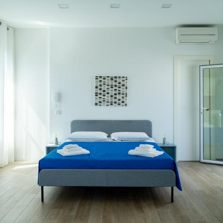 Blue Seaview Villa - One-Bedroom Apartment - 34