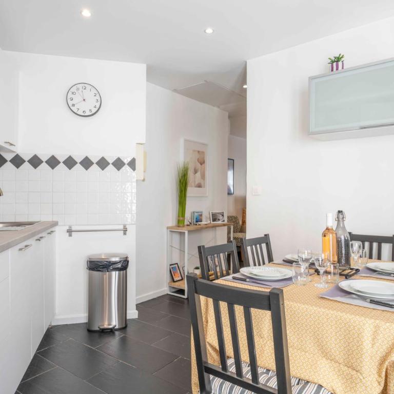 Modern and elegant, air-conditioned, city centre - HDP2 - Appartement 2 Chambres - 28