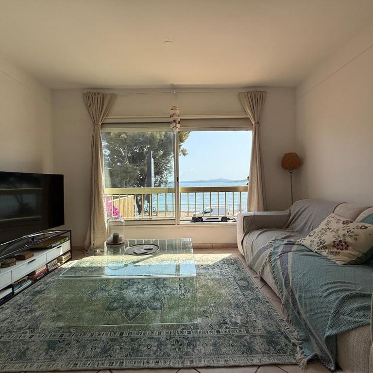 Bright house sea view, Mediterranean charm les issambres - Maison 2 Chambres - 1
