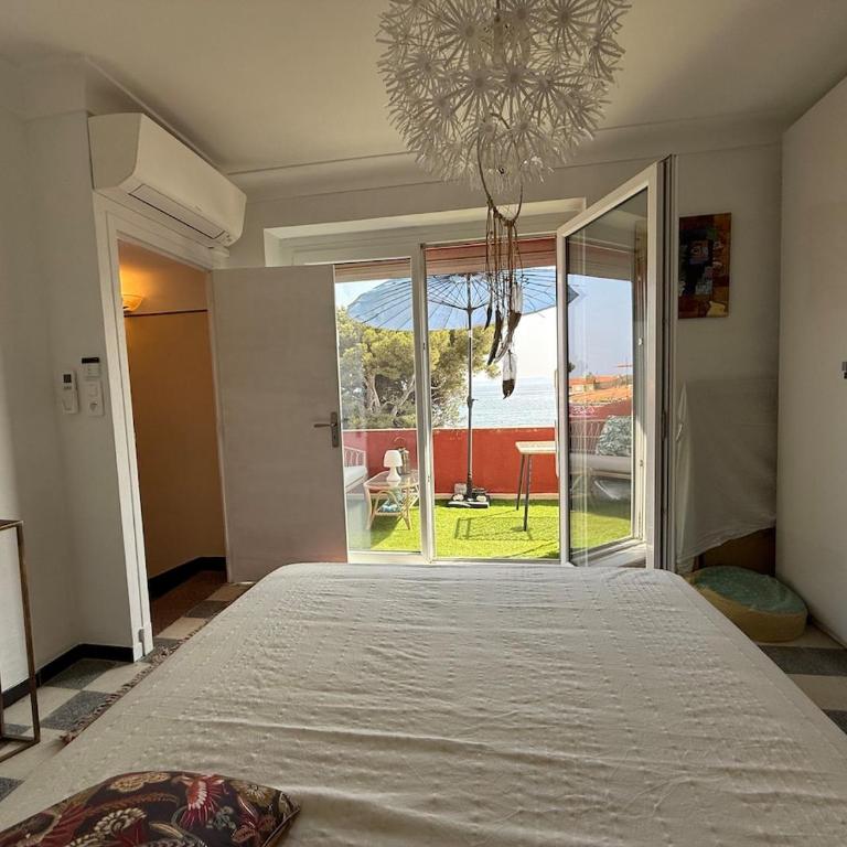 Bright house sea view, Mediterranean charm les issambres - Maison 2 Chambres - 2