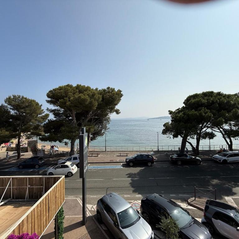 Bright house sea view, Mediterranean charm les issambres - Maison 2 Chambres - 3