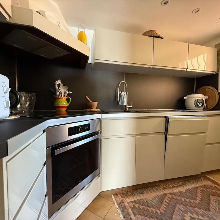 Bright house sea view, Mediterranean charm les issambres - Maison 2 Chambres - 13