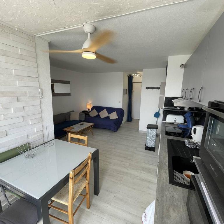 T2 rénové avec cabine, piscine, animaux admis, parking à 500m de la plage - FR-1-106-49 - Apartamento - 7