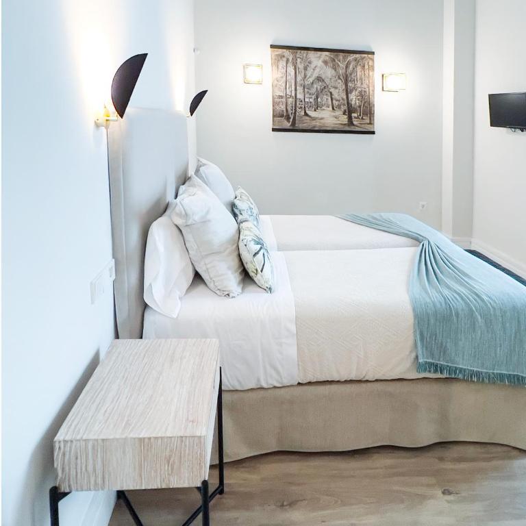 Honest Sevilla Hotel - Apartment with patio and pool - 5