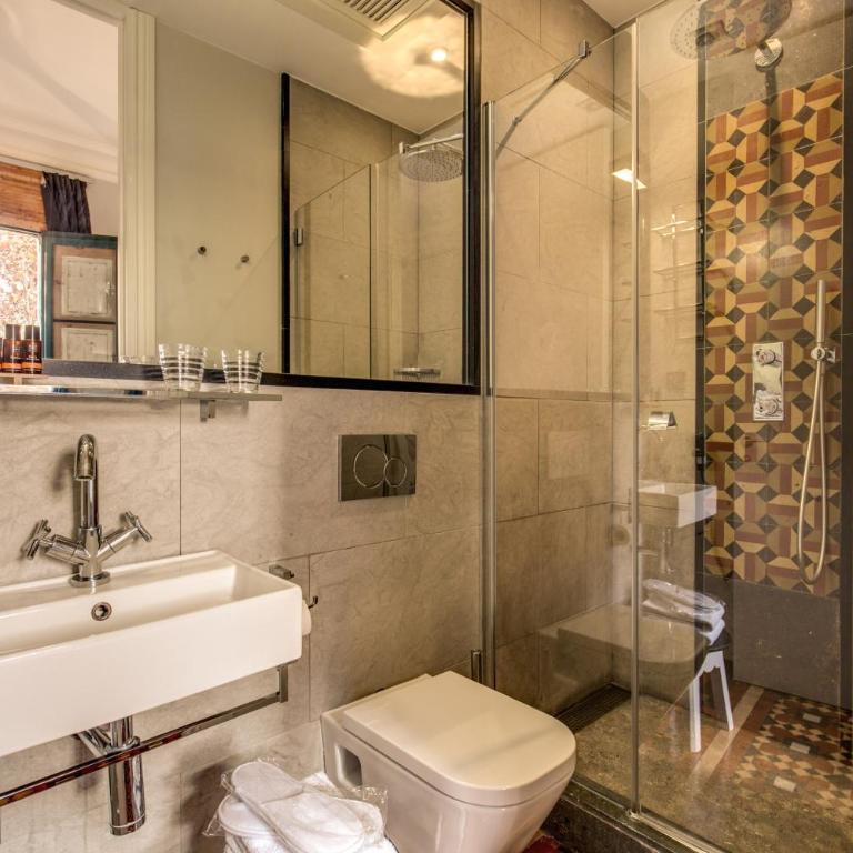 We Boutique Hotel Barcelona - Double Room with Balcony - 15