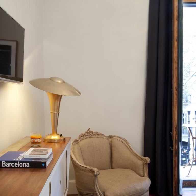 We Boutique Hotel Barcelona - Double Room with Balcony - 5