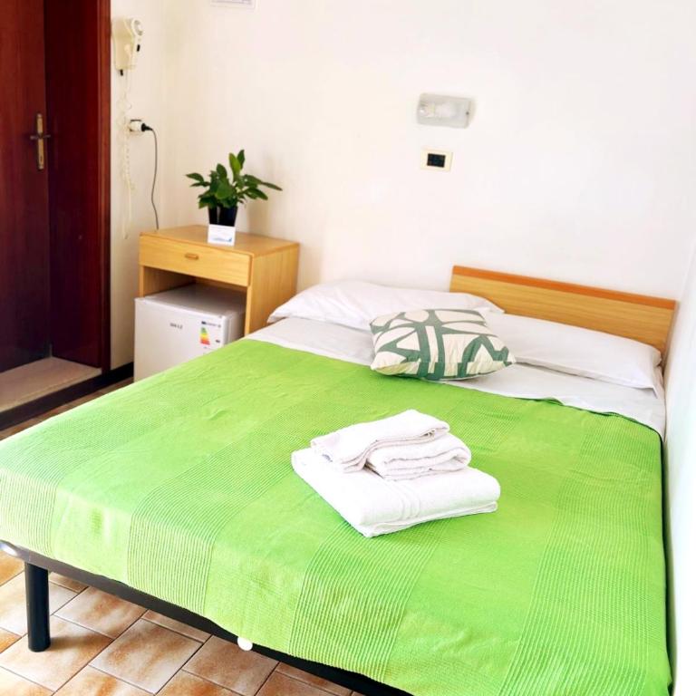 Azzurro Beach Hotel Igea Marina - Camera Singola - 4