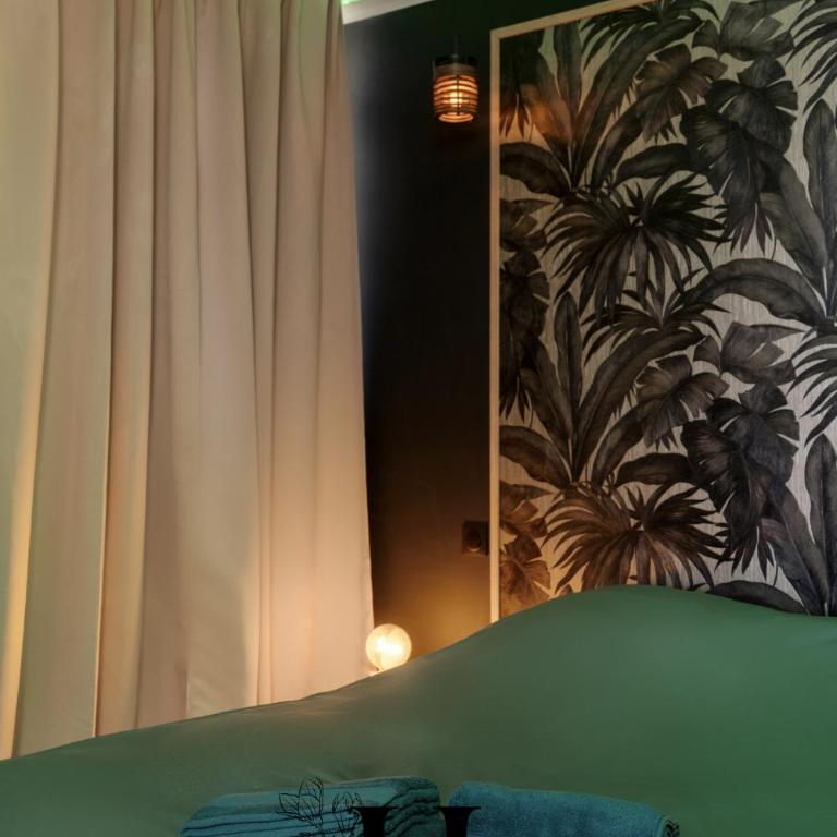 Love Room Nancy Jacuzzi et coin massage - Appartamento con 1 Camera da Letto - 8