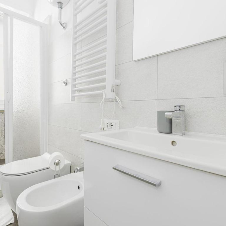 Emily a Roma home - Two-Bedroom Apartment - 16