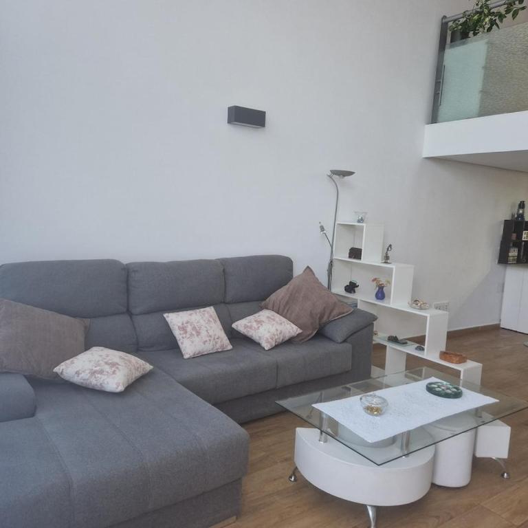 Loft con jacuzzi y piscina - One-Bedroom Apartment - 4