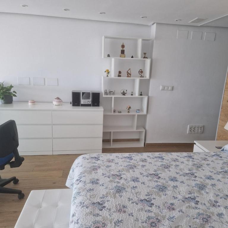 Loft con jacuzzi y piscina - One-Bedroom Apartment - 17