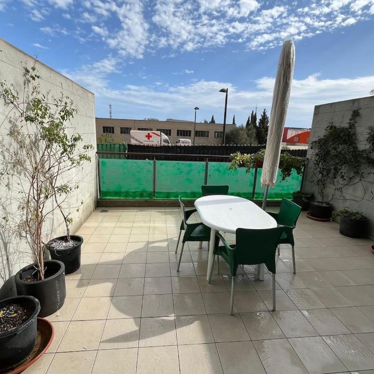 Loft con jacuzzi y piscina - One-Bedroom Apartment - 52