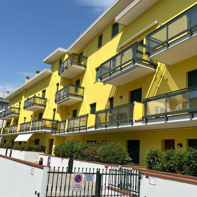Condominio Nevada a pochi passi dal mare da Agenzia Colla Jesolo - Appartamento con 1 Camera da Letto - 5