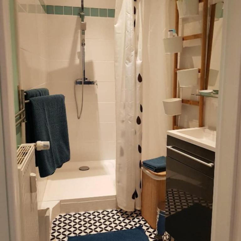 Vaste studio quartier historique - Apartment mit 1 Schlafzimmer - 7