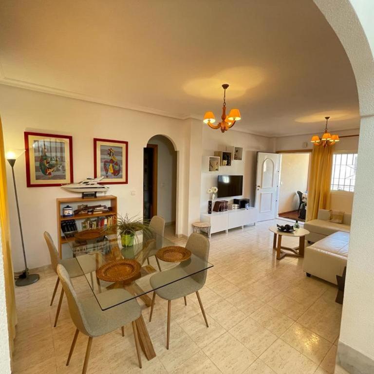 Apartamento con gran azotea y piscina R71 by Novadesta - Two-Bedroom Apartment with Terrace - 13