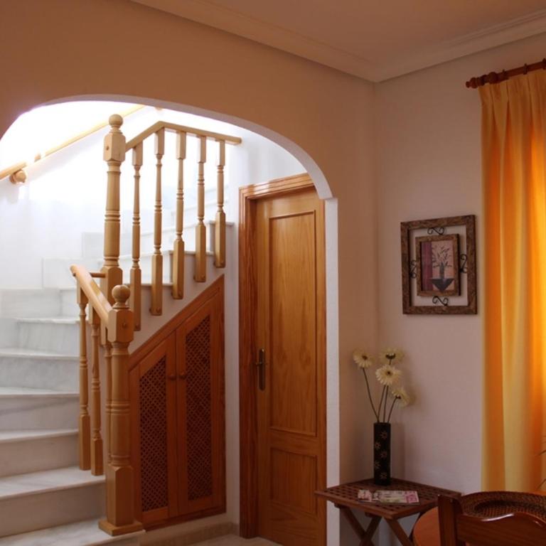 Apartamento con gran azotea y piscina R71 by Novadesta - Two-Bedroom Apartment with Terrace - 14