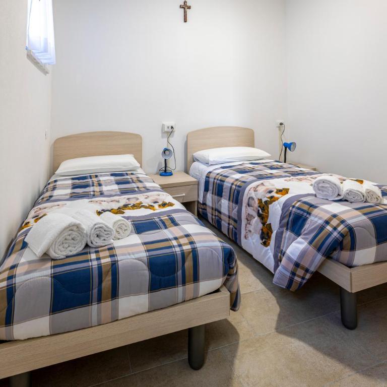 Congregazione Suore Figlie di San Francesco di Sales - Twin Room with Private Bathroom - 2