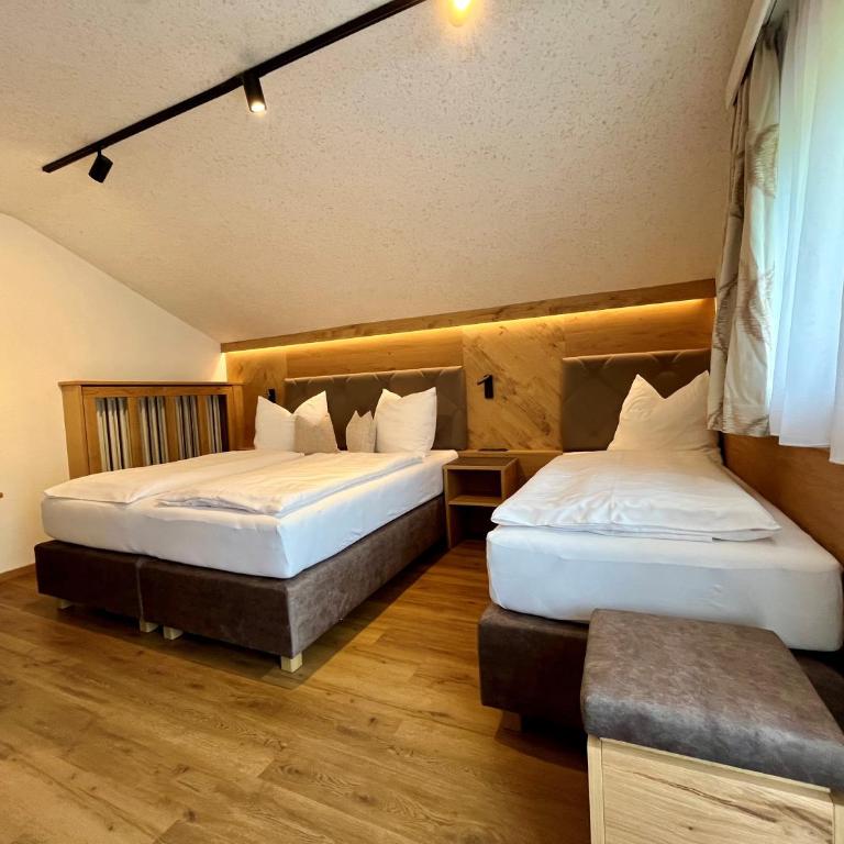 Appartements Hubner - Superior Apartment mit 1 Schlafzimmer und Balkon - 10