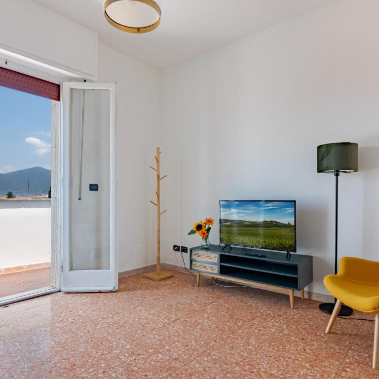 brg dx- Attico terrazza vista panoramica Lungarni Pisani - Appartamento con 2 Camere da Letto - 25