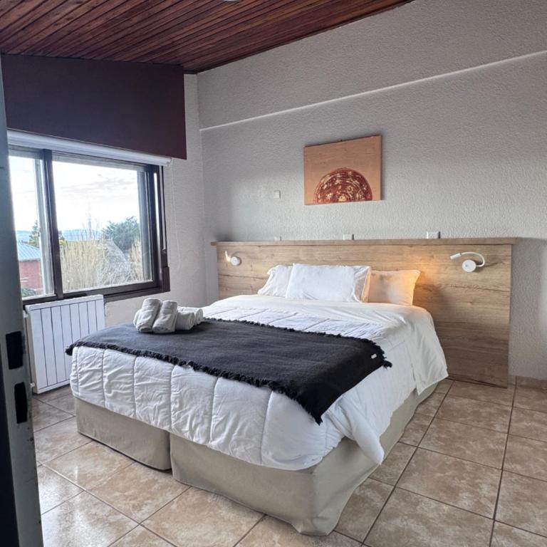 Rolando Beds - Family Room with Private Bathroom - 6