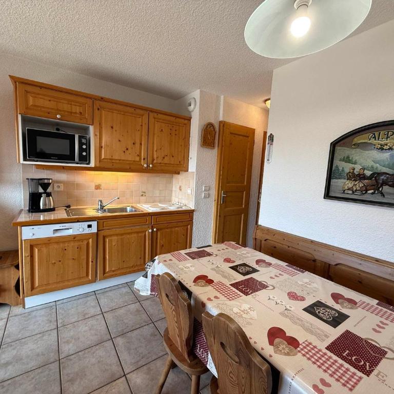 Appartement Les Saisies 6 pers avec terrasse - Apartamento de 1 dormitorio - 10
