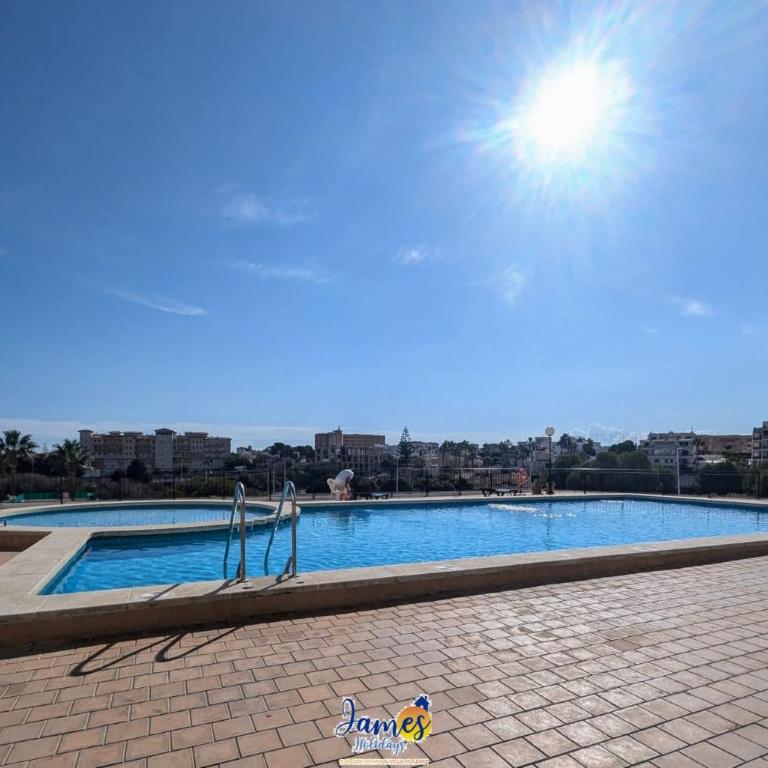 Cosy Two Bed Apartment in La Zenia LZ13 - Apartamento - 1