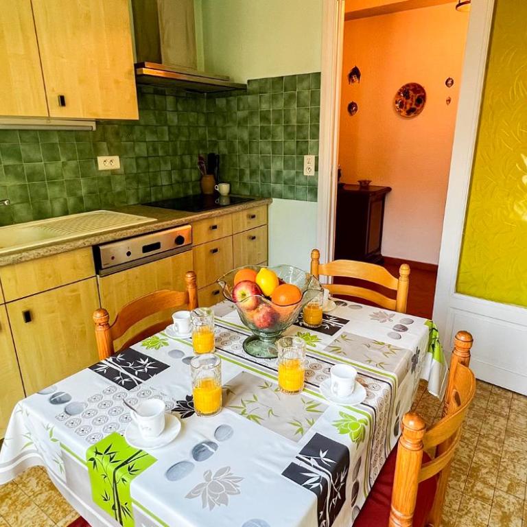 Parking included - Elevator - Very Comfortable - Apartment mit 2 Schlafzimmern und Stadtblick - 15