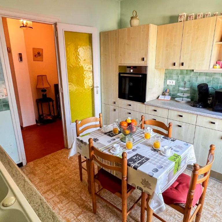 Parking included - Elevator - Very Comfortable - Apartment mit 2 Schlafzimmern und Stadtblick - 17