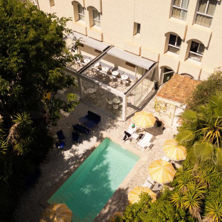 Hôtel Le Sud - Chambre Double ou Lits Jumeaux Standard - Vue sur Jardin - 8