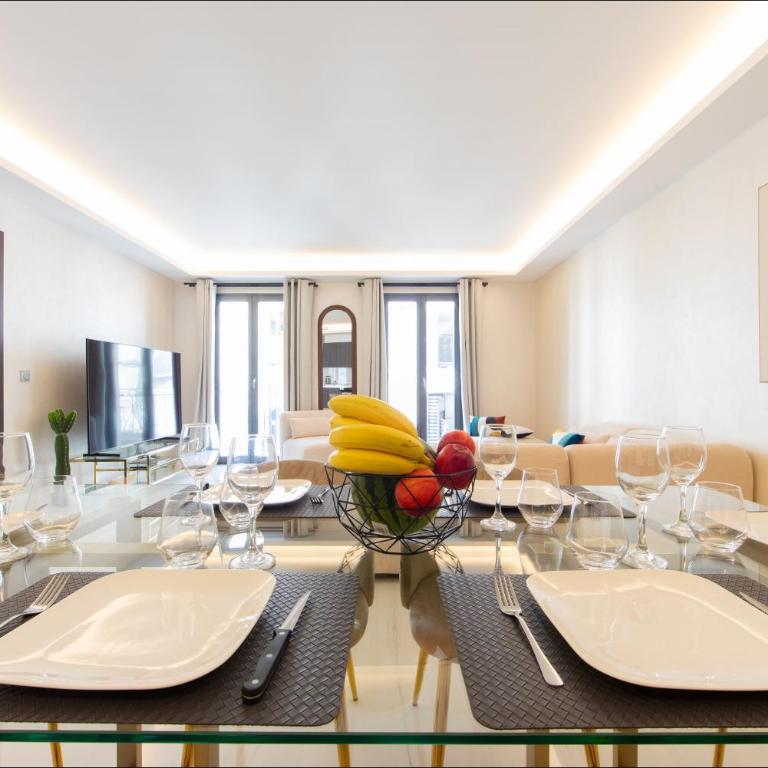 Hôtel Particulier Marceau - Central Cannes - New - Walk to La Croisette - NAOS - Three-Bedroom Suite with balcony - 6