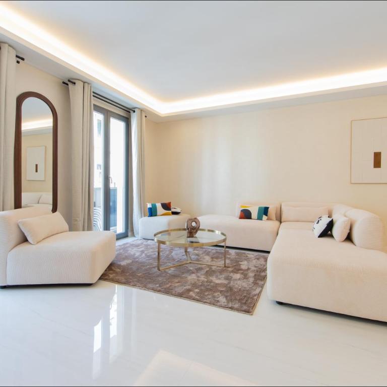 Hôtel Particulier Marceau - Central Cannes - New - Walk to La Croisette - NAOS - Three-Bedroom Suite with balcony - 5