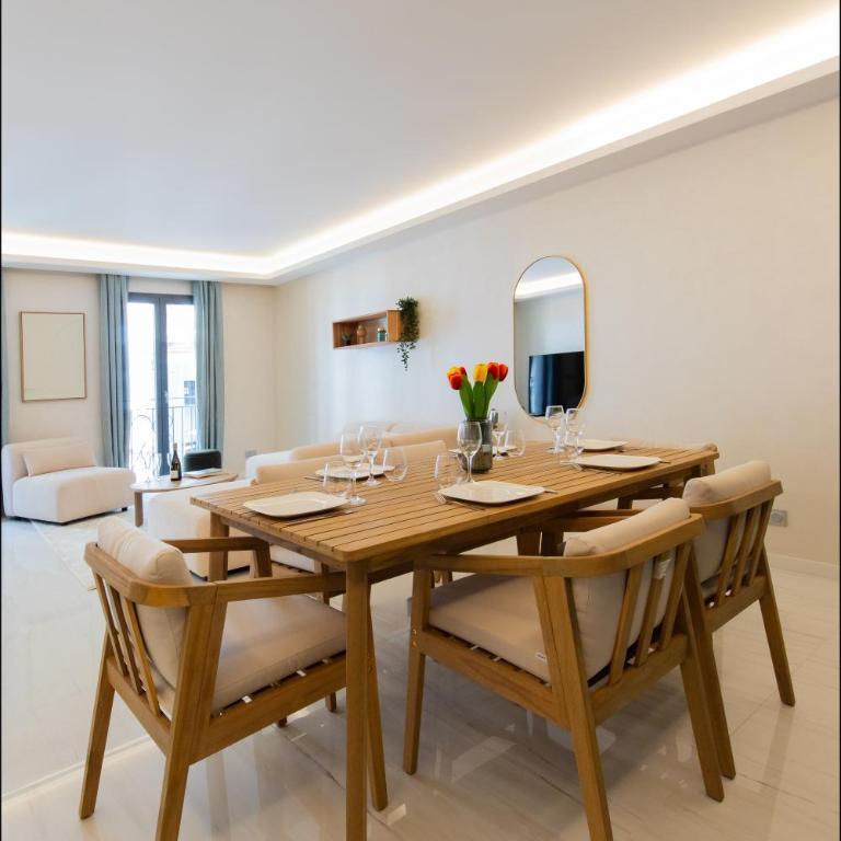 Hôtel Particulier Marceau - Central Cannes - New - Walk to La Croisette - SIRIUS - Three-Bedroom Suite - 7