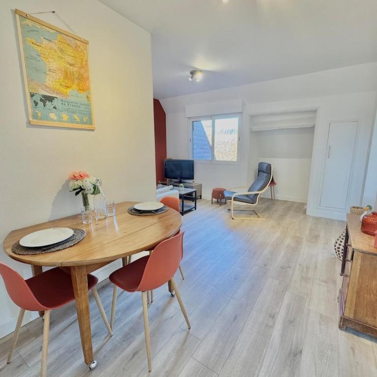 Appartement Cocooning - Situé à seulement 3 minutes à pied du cœur de Sarlat - Apartment mit 1 Schlafzimmer - 2