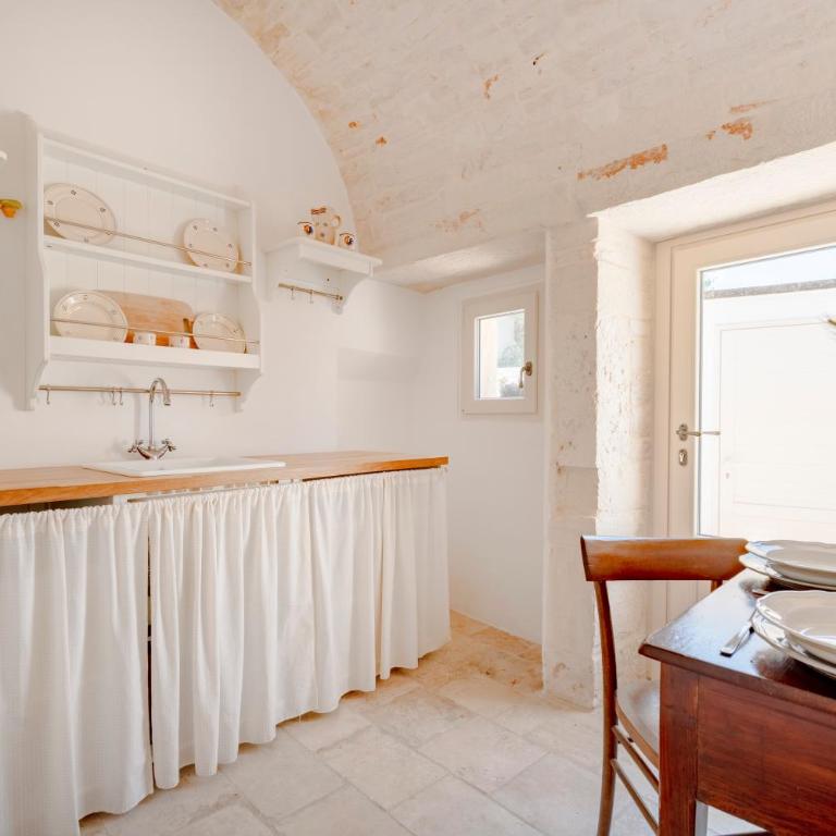 Trulli Lithos Suite - Appartamento Familiare con 1 Camera da Letto - 10