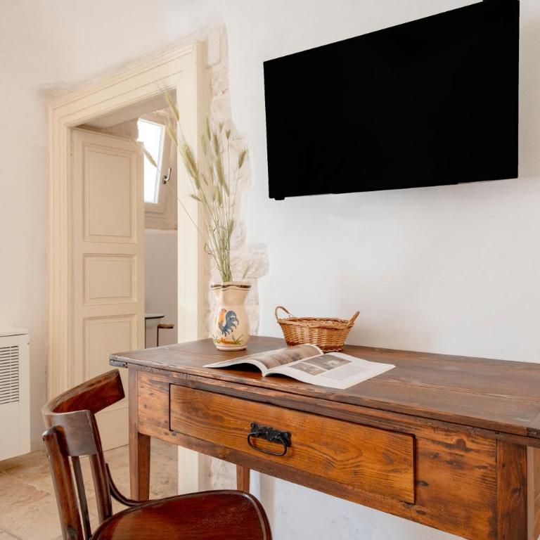 Trulli Lithos Suite - Appartamento Familiare con 1 Camera da Letto - 23