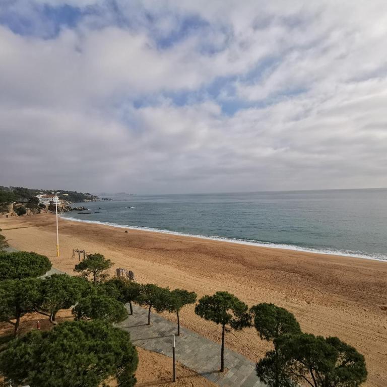 Apartamento frente al mar en Platja d'Aro - ES-209-3 - Apartamento - 21
