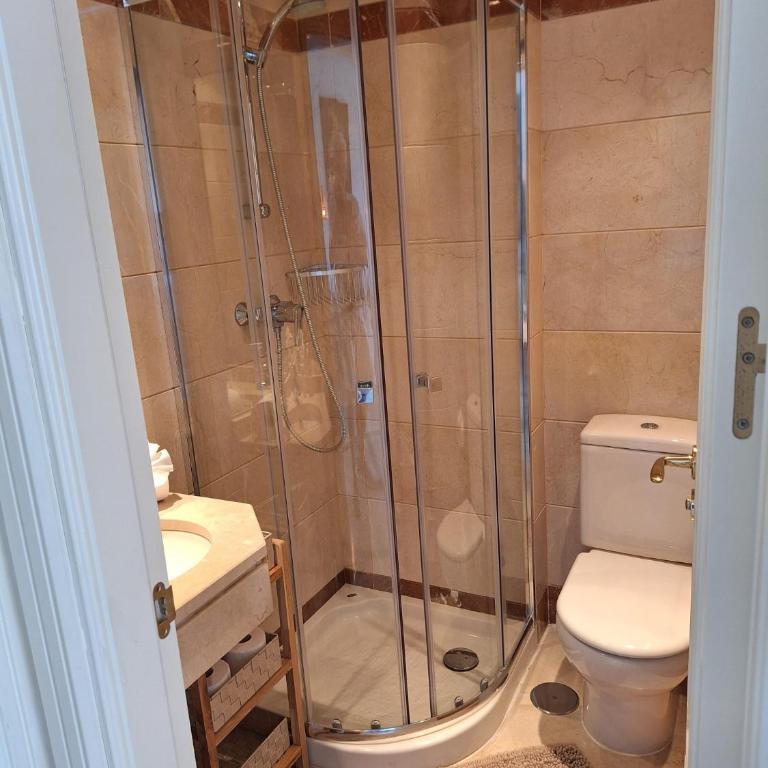 Casa Jolie - Two-Bedroom Apartment - 22