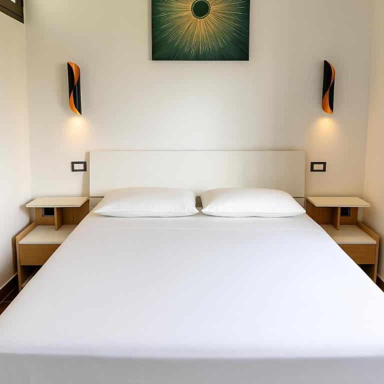 Las Cicas - Double Room with Balcony - 4